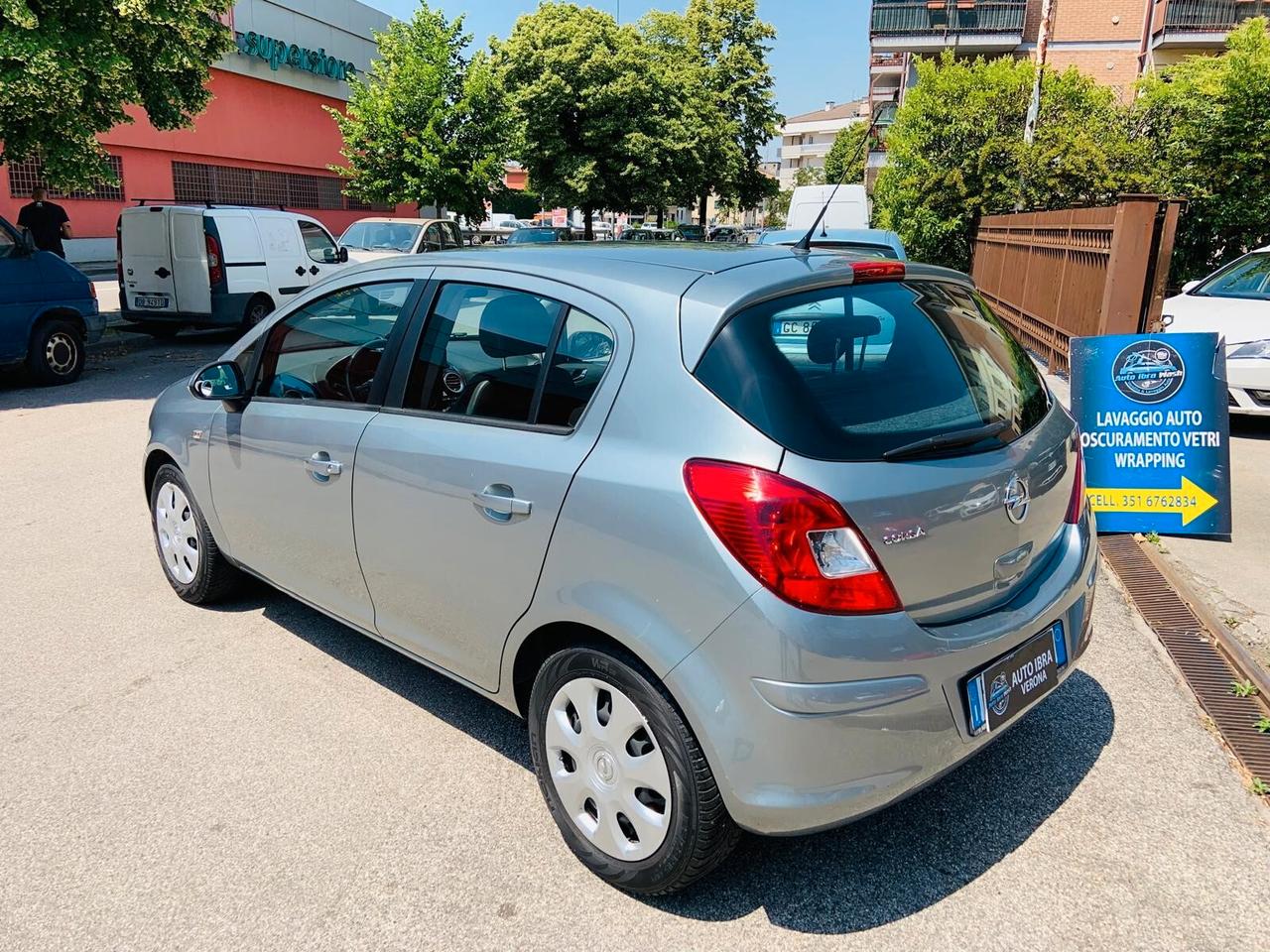 Opel Corsa 1.2 85CV 5 porte GPL-TECH Edition