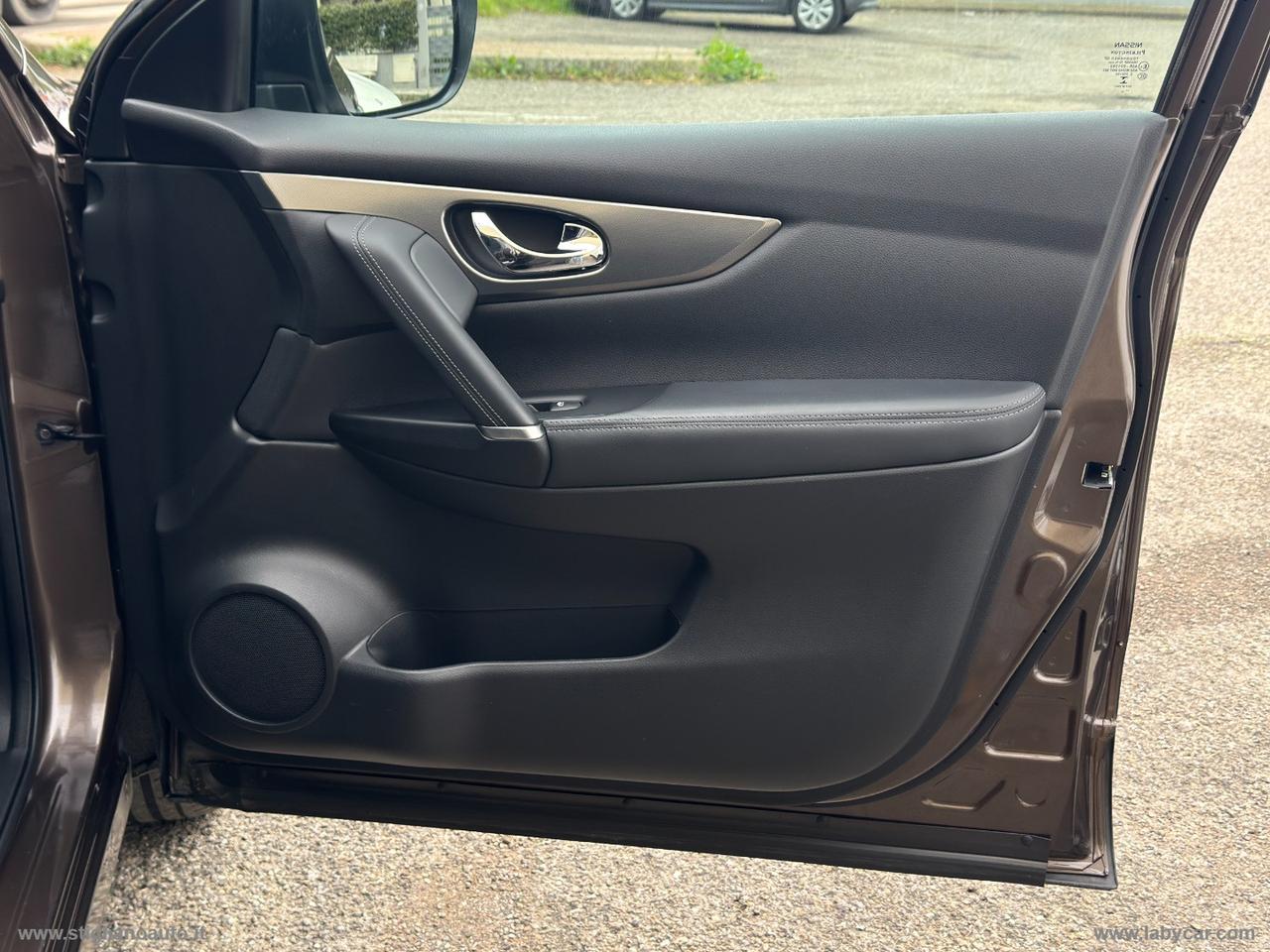 NISSAN Qashqai 1.6 dCi 2WD XTronic Tekna