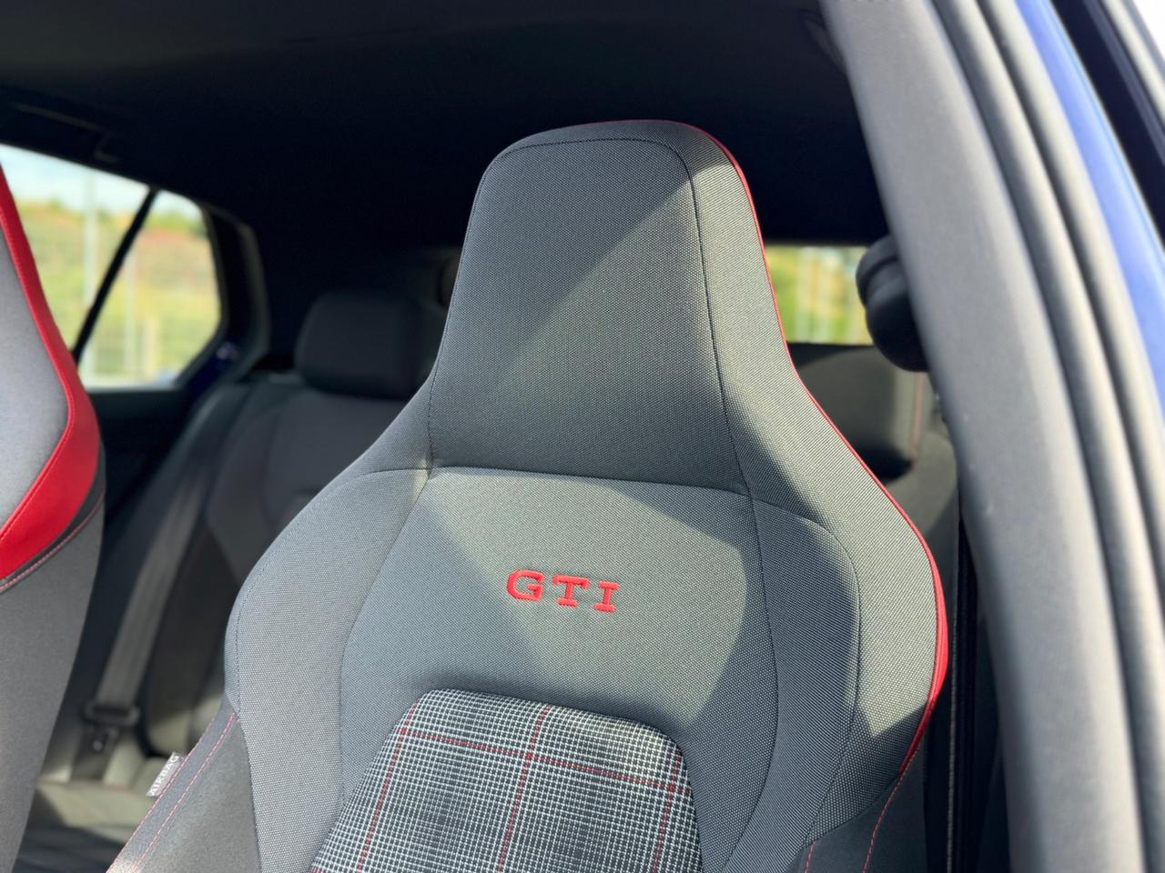Volkswagen Golf GTI 2.0 TSI DSGACC/DCC/MATRIX/TETTO/HARMAN/TELECAMERA/CERCHI R 19'/HEAD UP