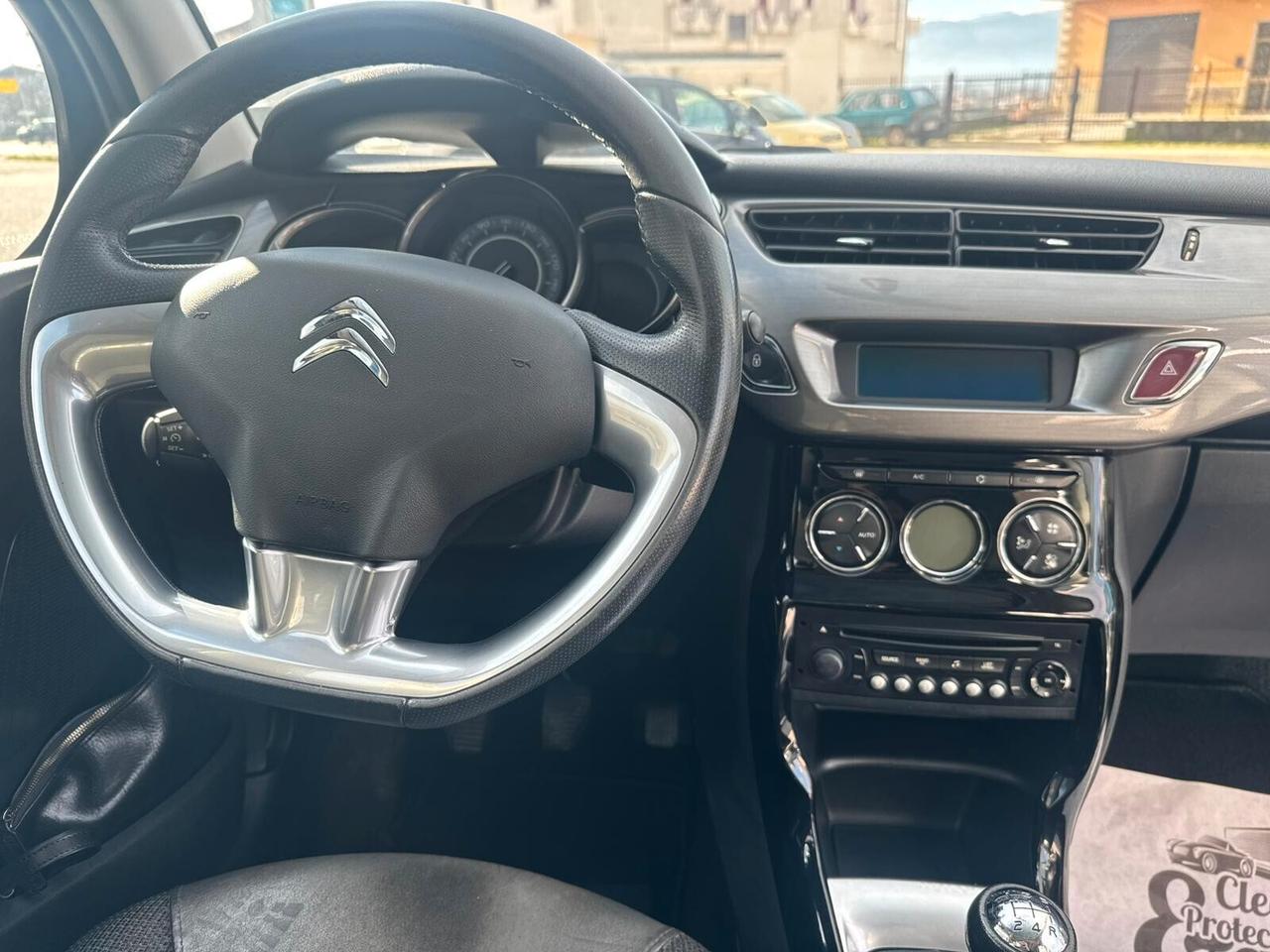 C3 1.4 hdi Exclusive TETTO 120MILA KM GARANZIA