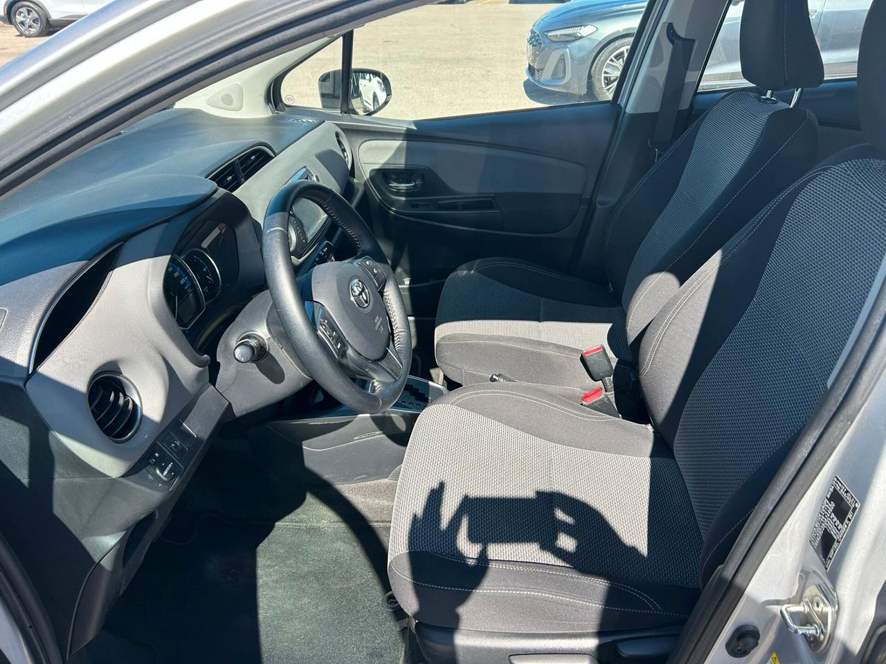 Toyota Yaris ACTIVE