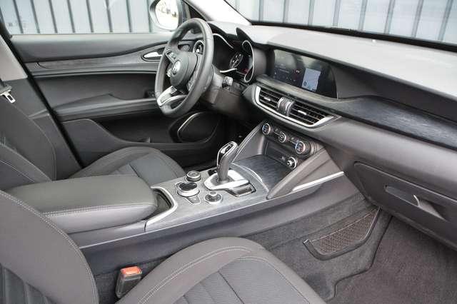 Alfa Romeo Stelvio 2.2 t Business rwd 160cv auto