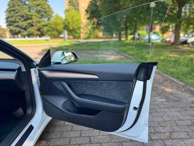 Tesla Model 3 Standard rwd Plus
