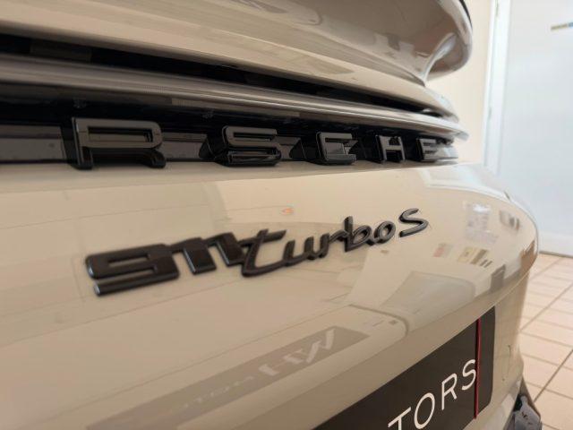 PORSCHE 911 Turbo S Coupé //PARI AL NUOVO//