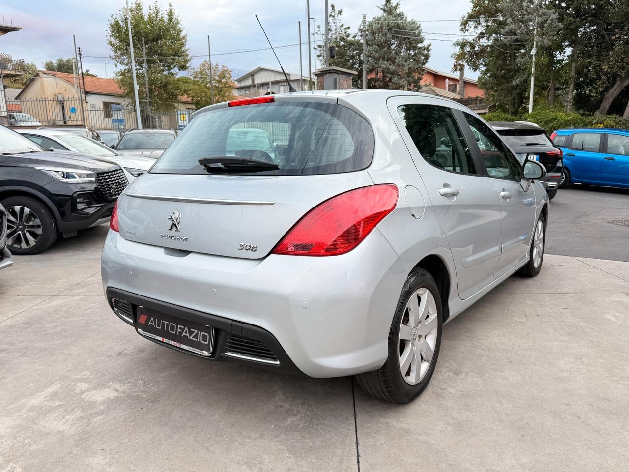 Peugeot 308 1.6 8V e-HDi 112CV Stop&Start 5p. Allure