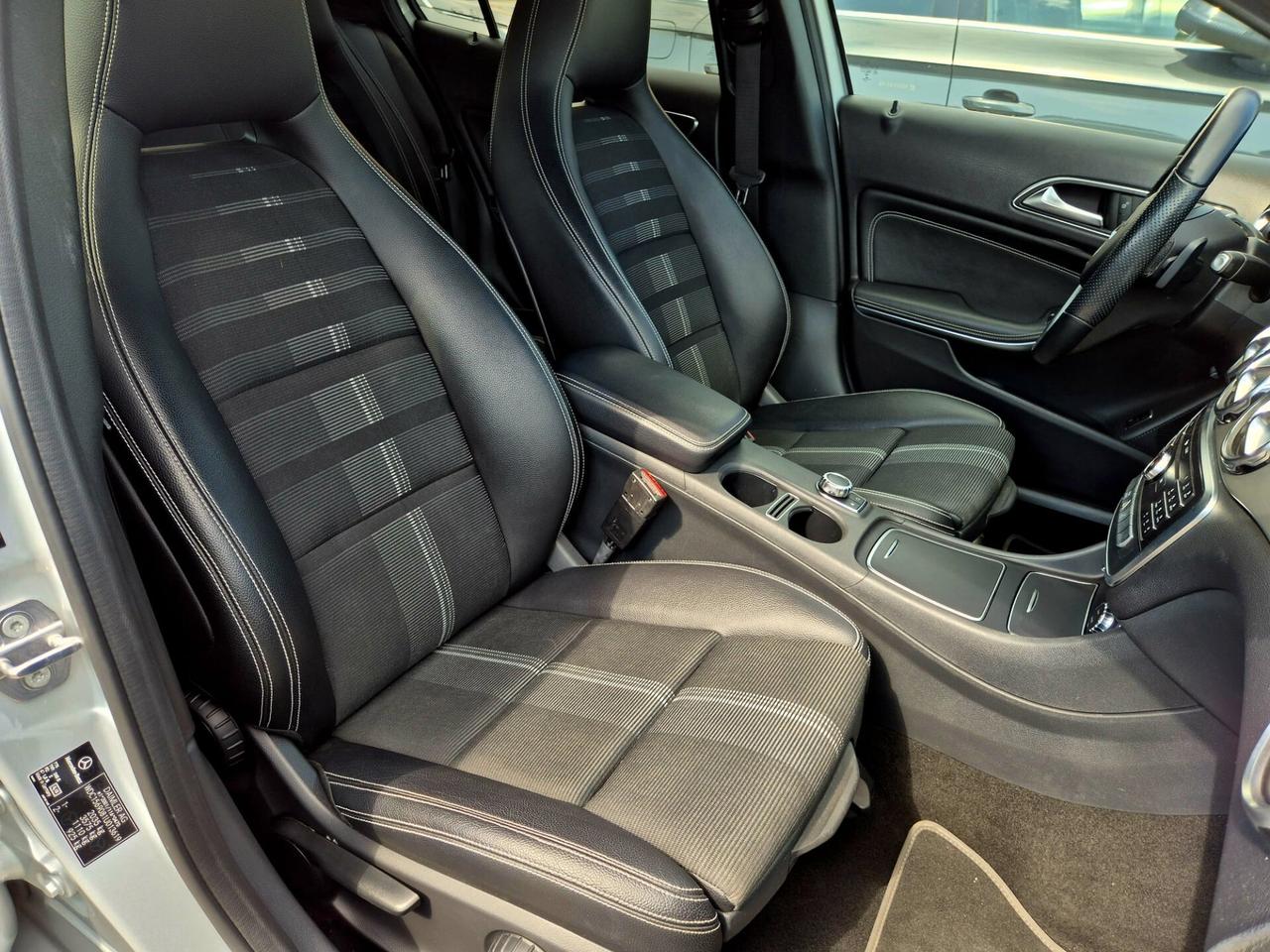 Mercedes-benz GLA 200 d Automatic Premium