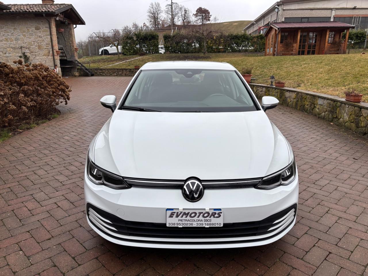 Volkswagen Golf 1.0 TSI EVO Life 7 ANNI DI GARANZIA