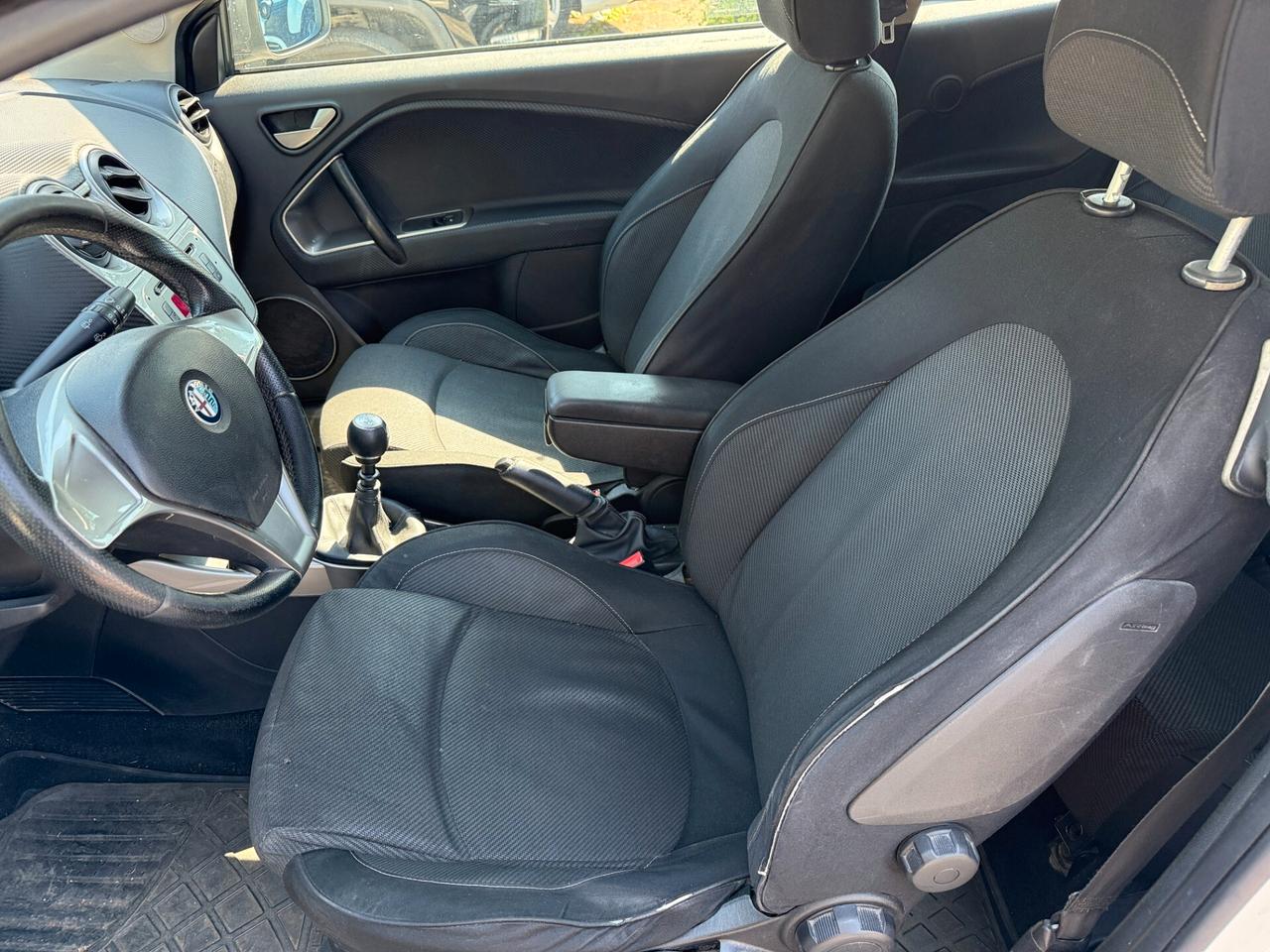 Alfa Romeo MiTo 1.4 78 CV Distinctive Sport Pack