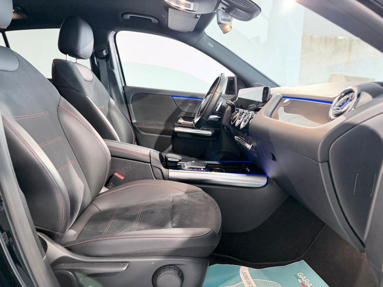 MERCEDES GLA200D PREMIUM IVA ESPOSTA