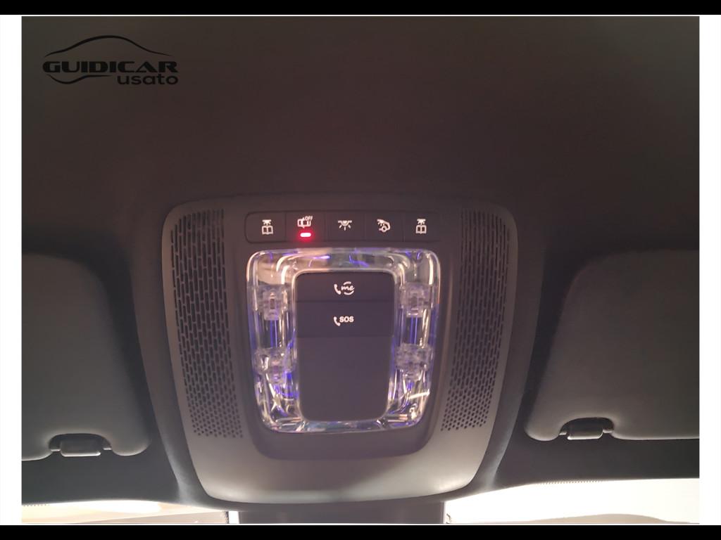 Mercedes-Benz GLB - X247 2019 - GLB 180 d Premium auto