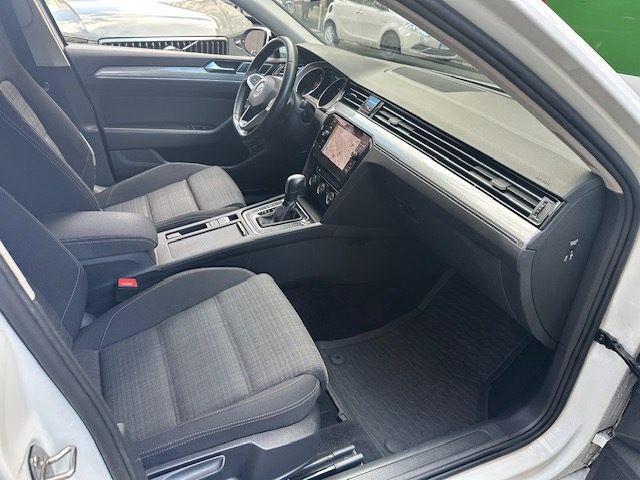 VOLKSWAGEN Passat 2.0 TDI SCR EVO DSG