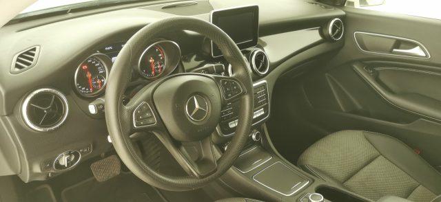 MERCEDES-BENZ CLA 200 d S.W. Automatic Sport