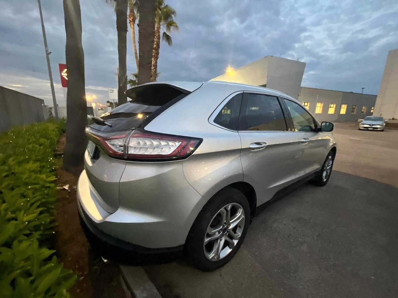 Ford Edge 2.0 TDCI 210 CV AWD Start&Stop Powershift Titanium