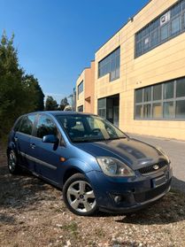 Ford Fiesta 1.2 16V 5p. Ghia