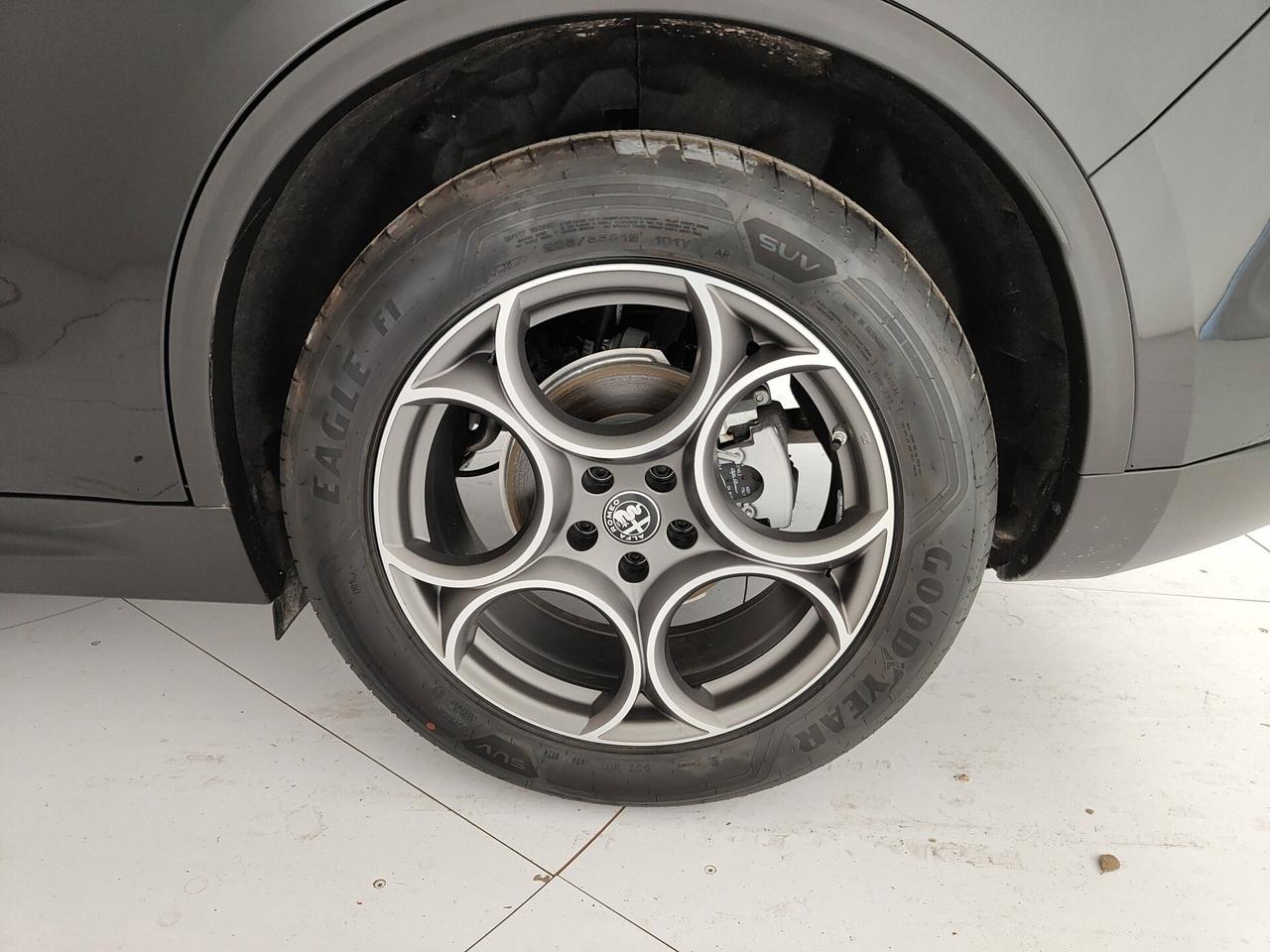 Alfa Romeo Stelvio 2.2 Turbodiesel 210 CV AT8 Q4 Sprint