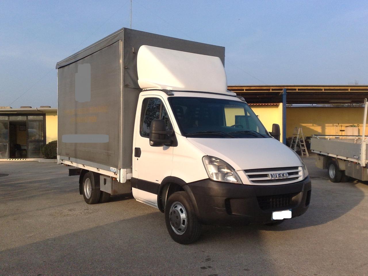 Iveco Daily 35c15 3000cc CENTINATO - 2007