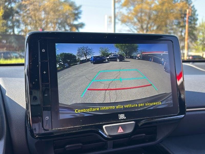 Toyota Yaris Cross 1.5H (116 CV) E-CVT Adventure con pacchetto Premiere