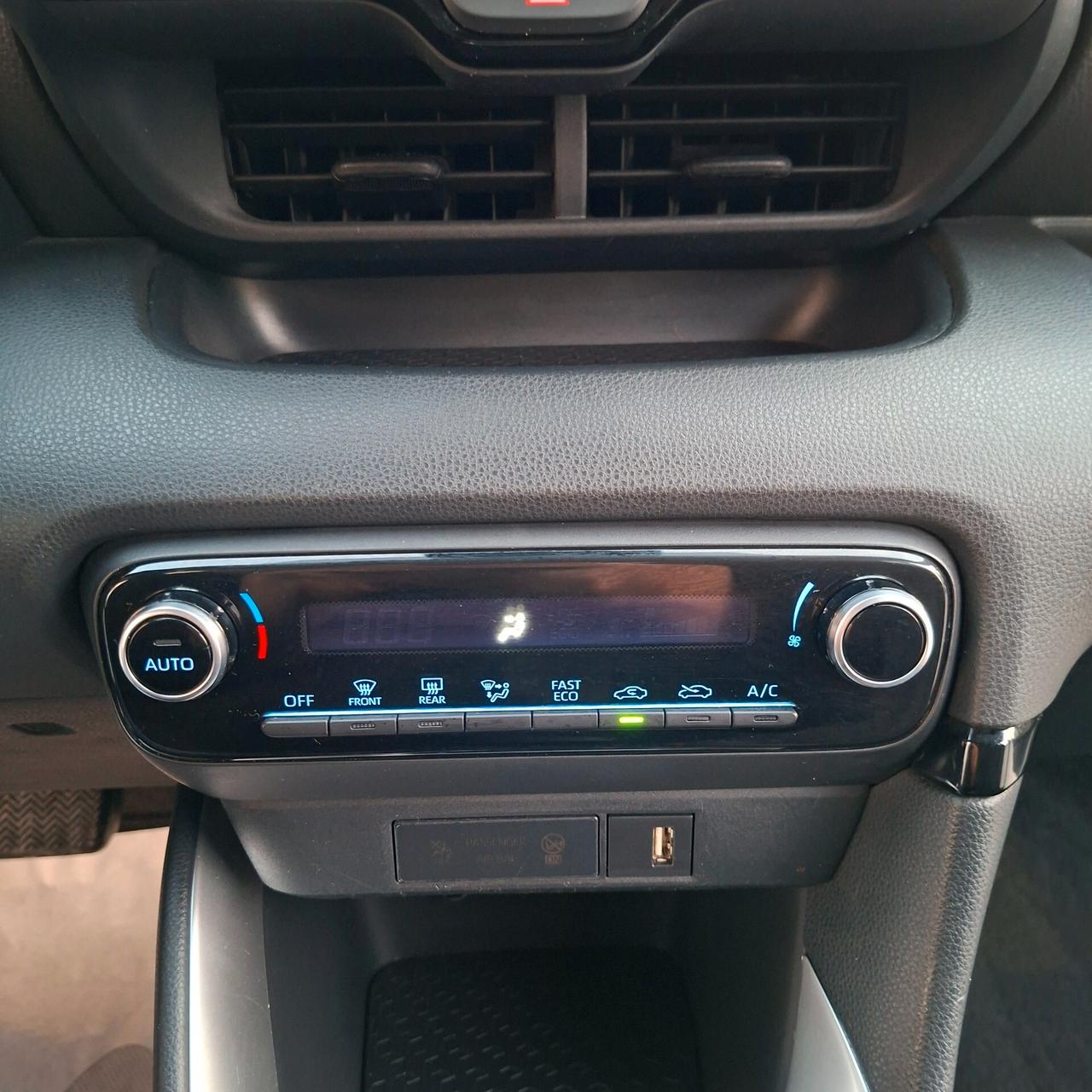 Toyota Yaris 1.5 Hybrid 92cv Active