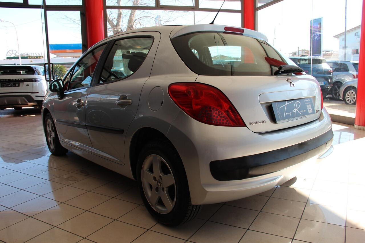 Peugeot 207 1.4 8V 75CV GPL (GAS)