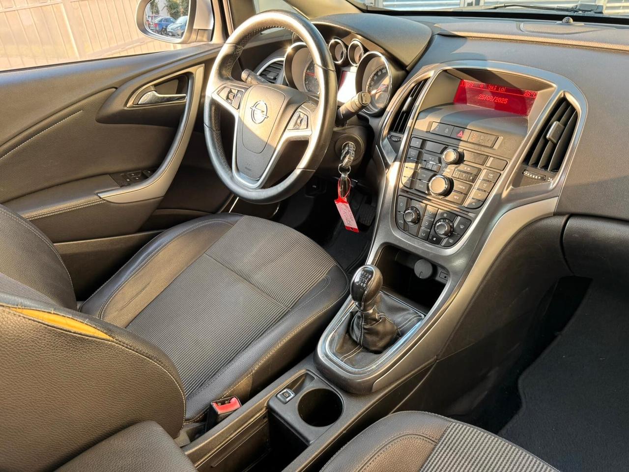 Opel Astra 1.7 CDTI 110CV Sports Tourer Cosmo