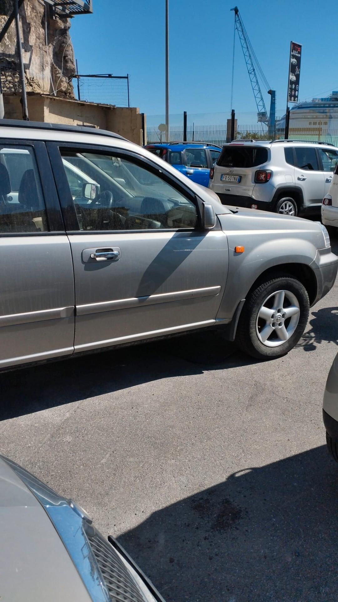 Nissan X-Trail 2.2 TD Di Elegance