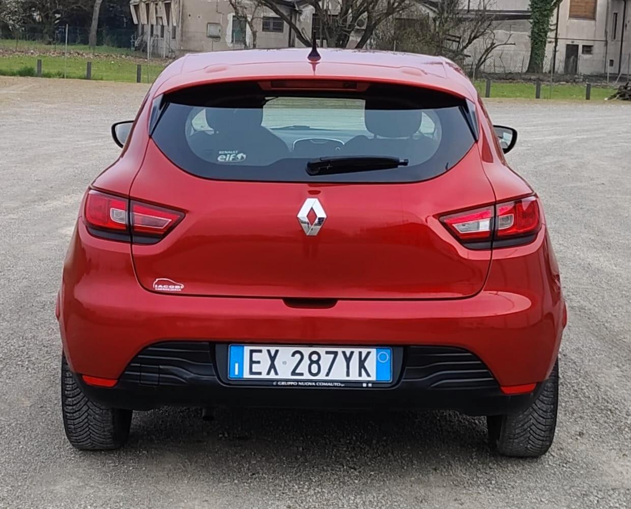 Renault Clio 1.2 75CV 5 porte Costume National