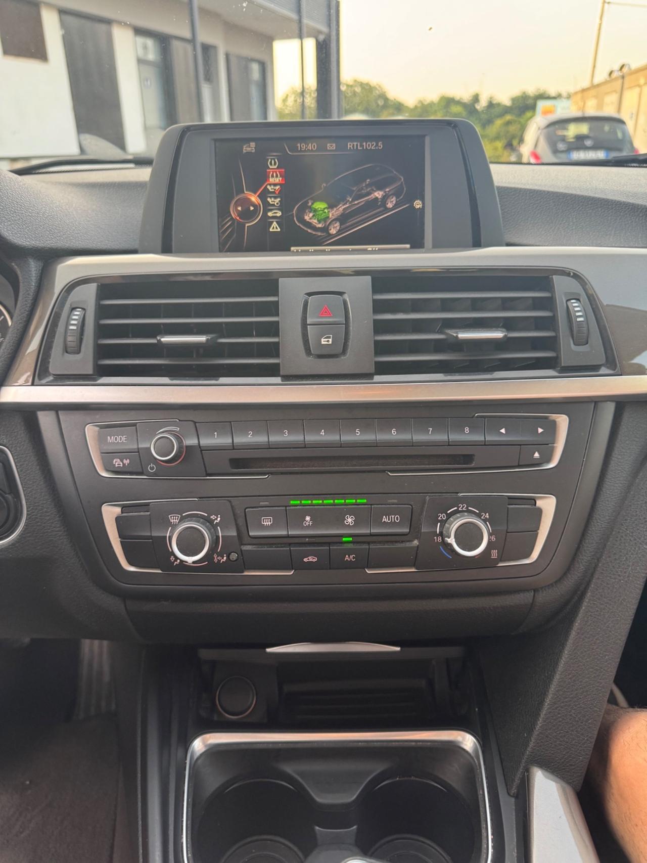 Bmw 316d Touring Luxury Automatica
