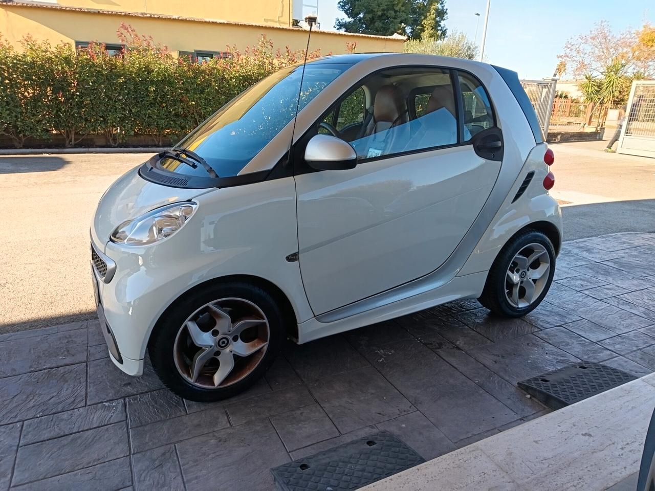 Smart ForTwo 800 40 kW coupé passion cdi