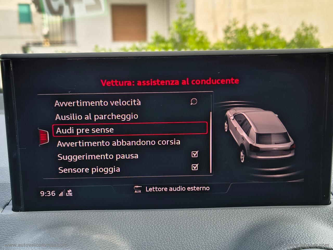 AUDI Q2 30 TDI S tronic Business 5.000 KM