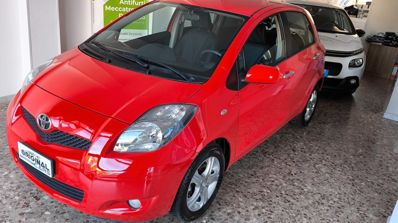 Toyota Yaris 1.3 5 porte M-MT Sol