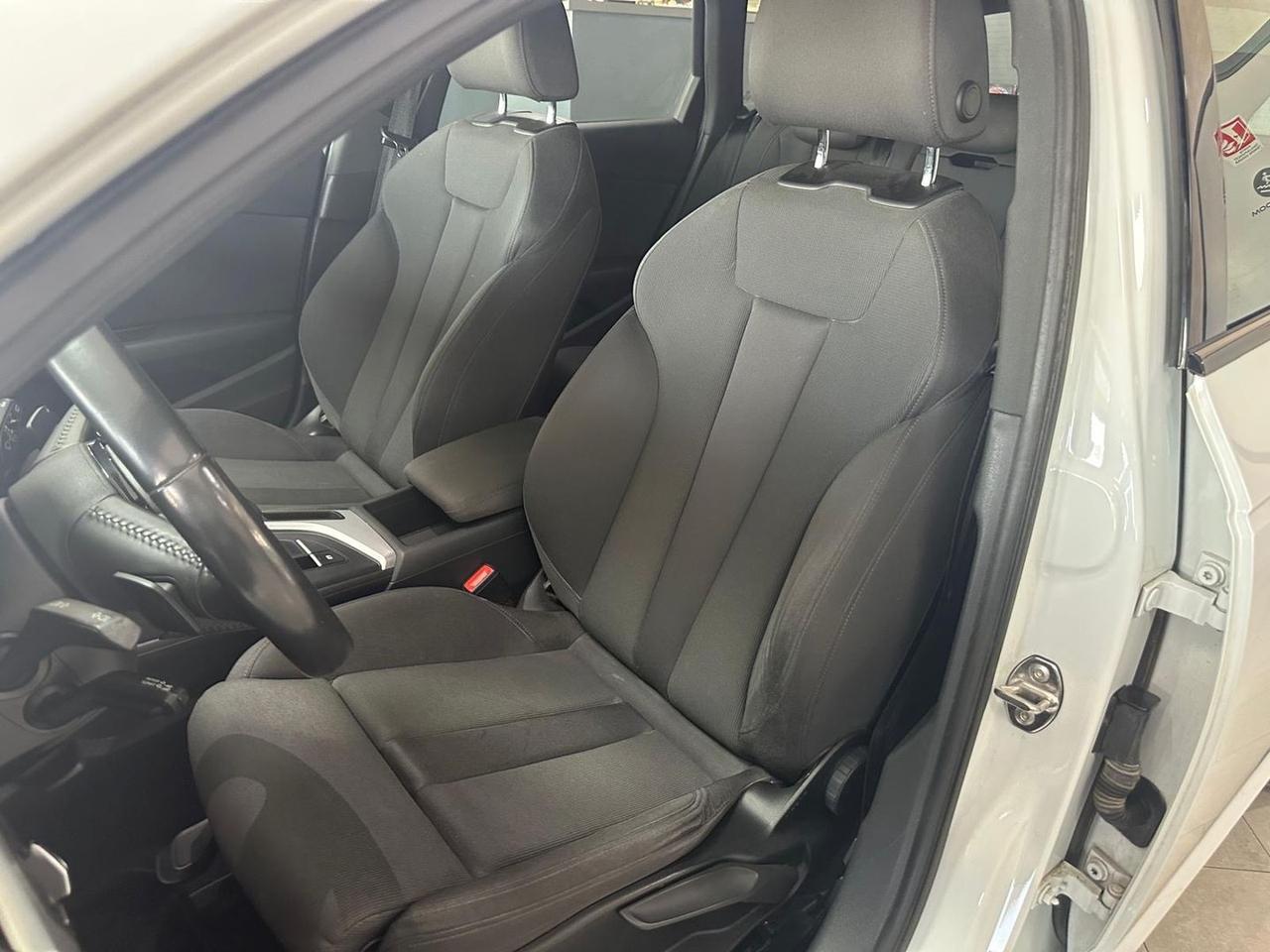 Audi A4 Business Sport 2.0 40 TDI
