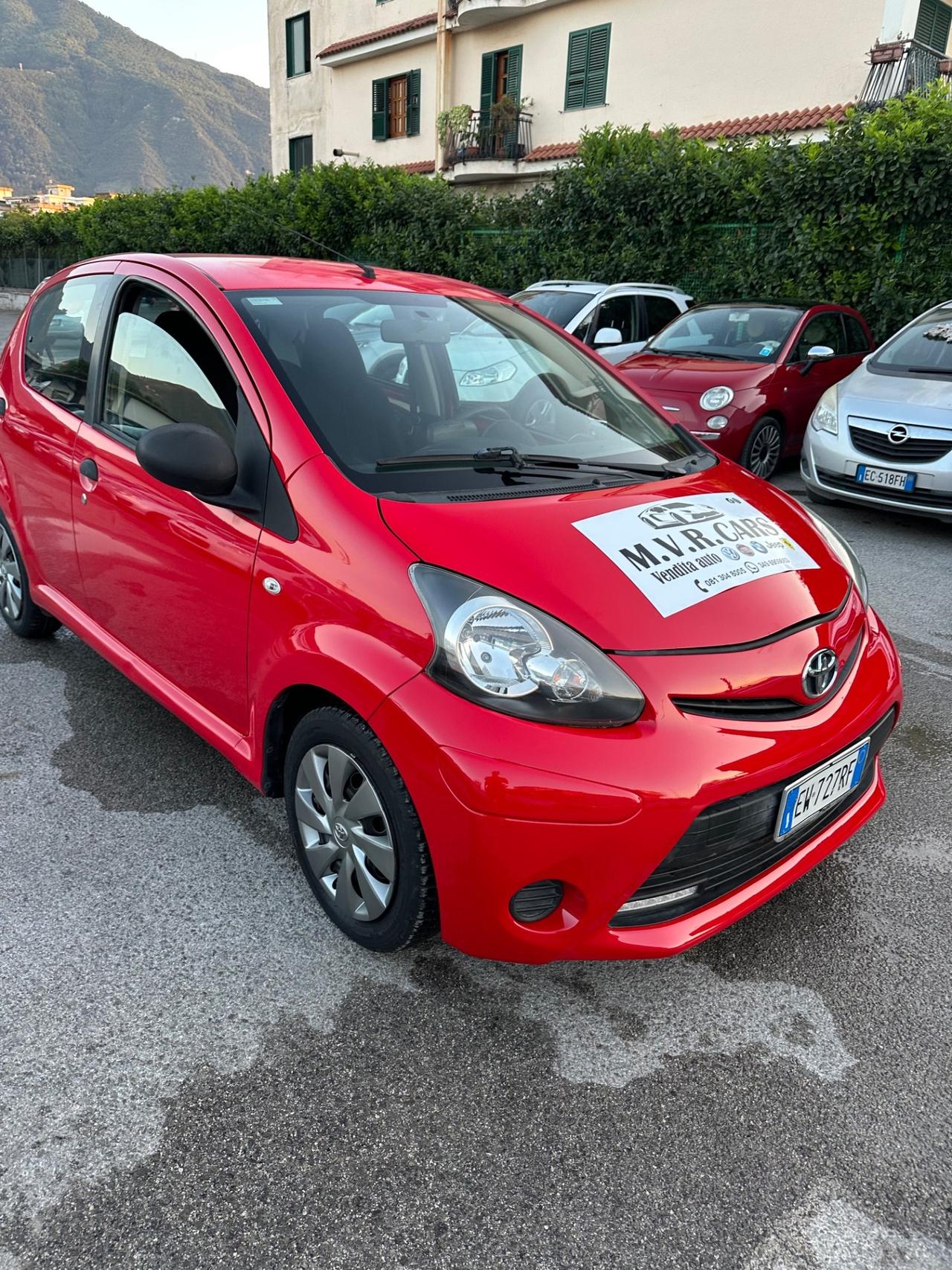 Toyota Aygo 1.0 12V VVT-i 5 porte Cool Soda Connect