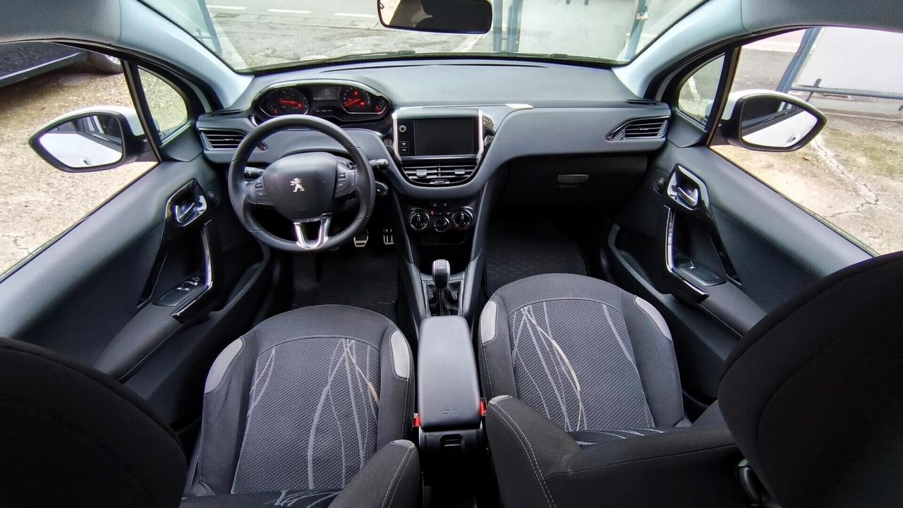Peugeot 208 1.4 HDi 68 CV 5 Porte