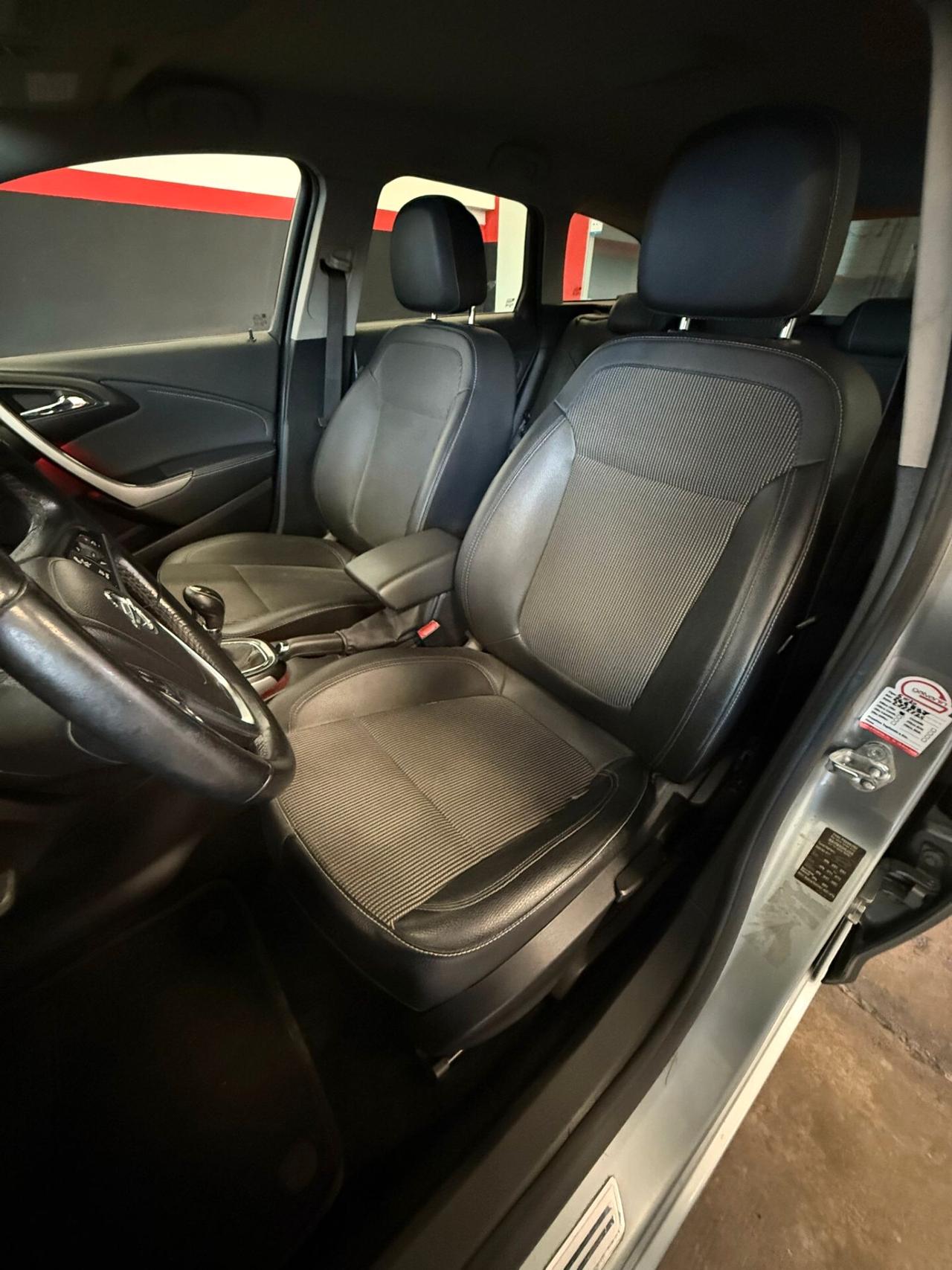 Opel Astra 1.7 CDTI 130CV Sports Tourer Cosmo