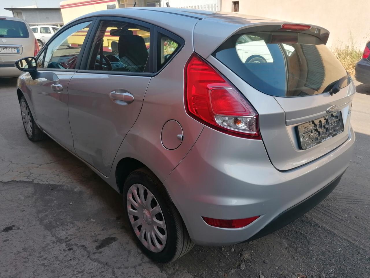 Ford Fiesta 1.5 TDCi 75CV 5 porte