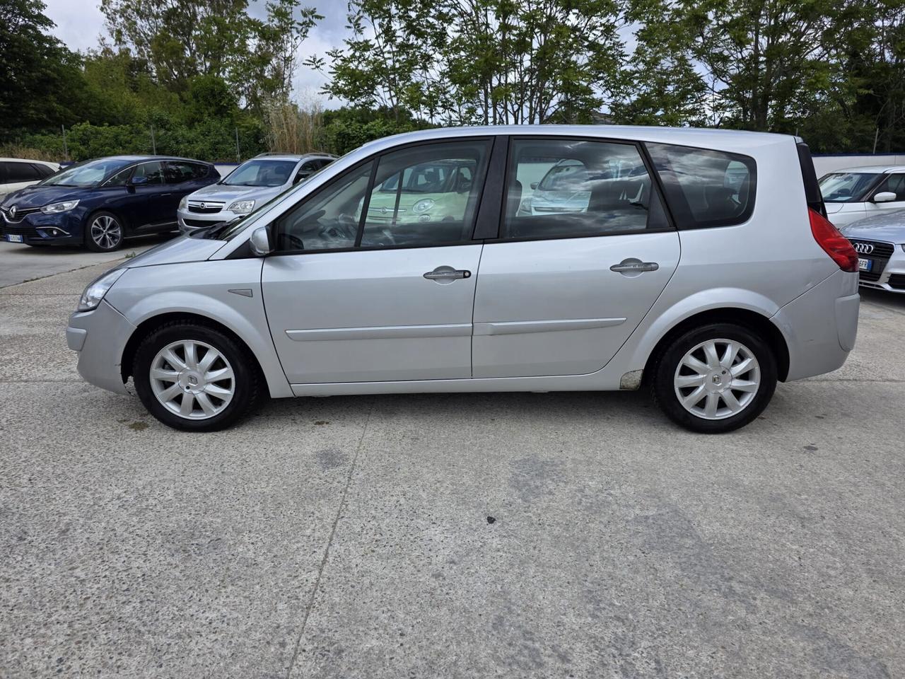 Renault Scenic Grand Scénic 1.9 dCi/130CV D