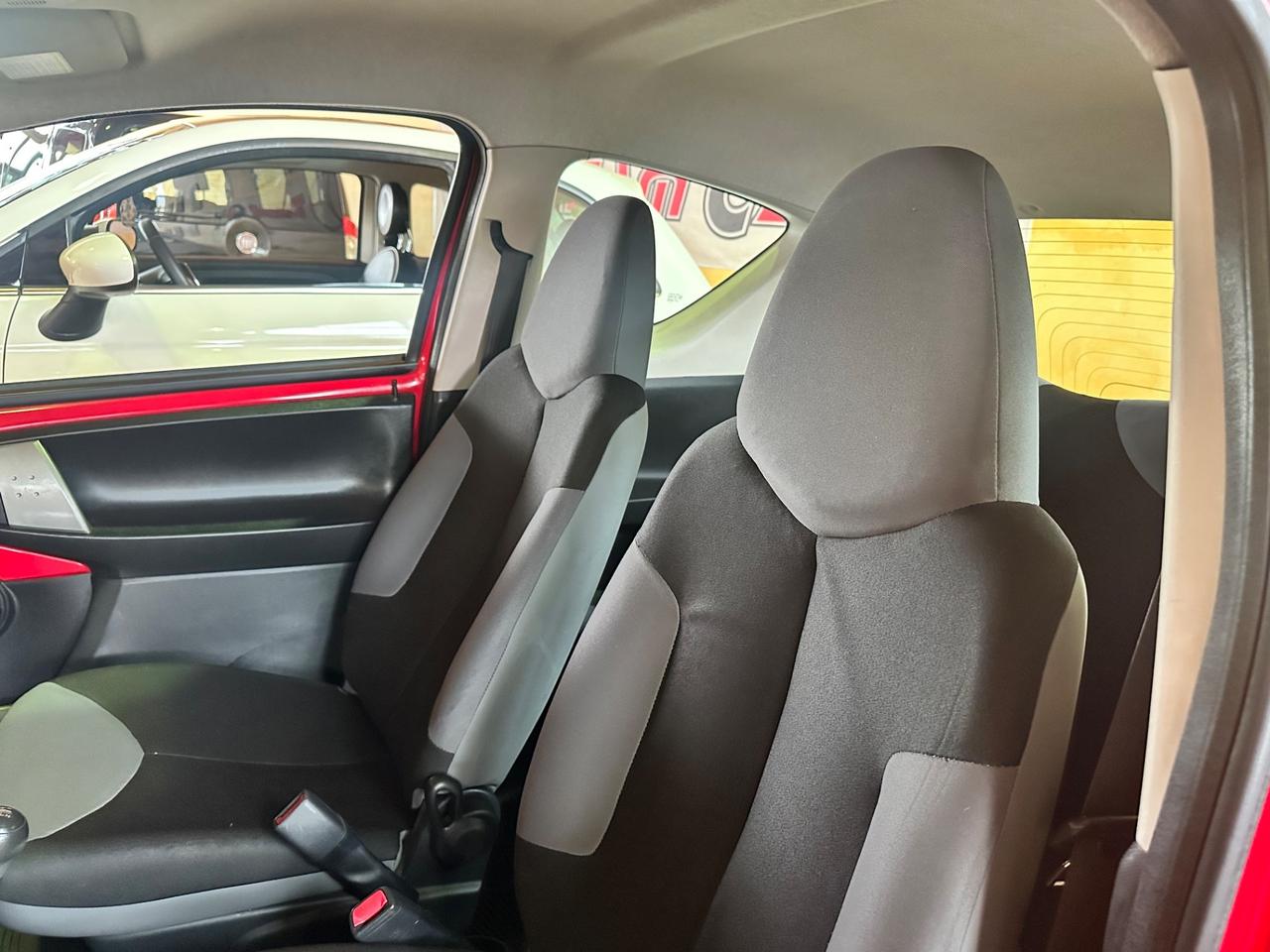 Peugeot 107 1.0 68CV 3p. Active neopatentati