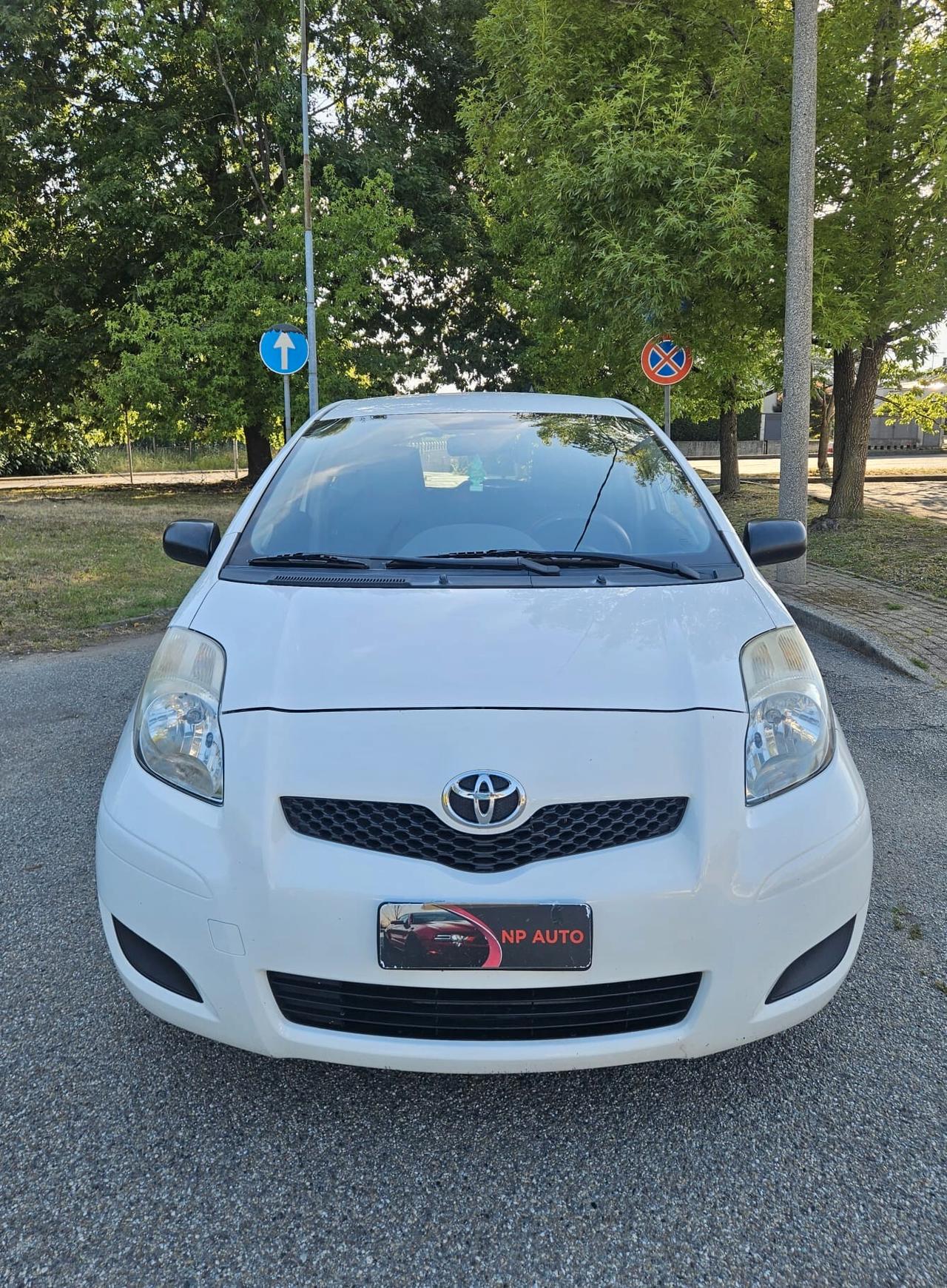 Toyota Yaris 1.0 neopatentati