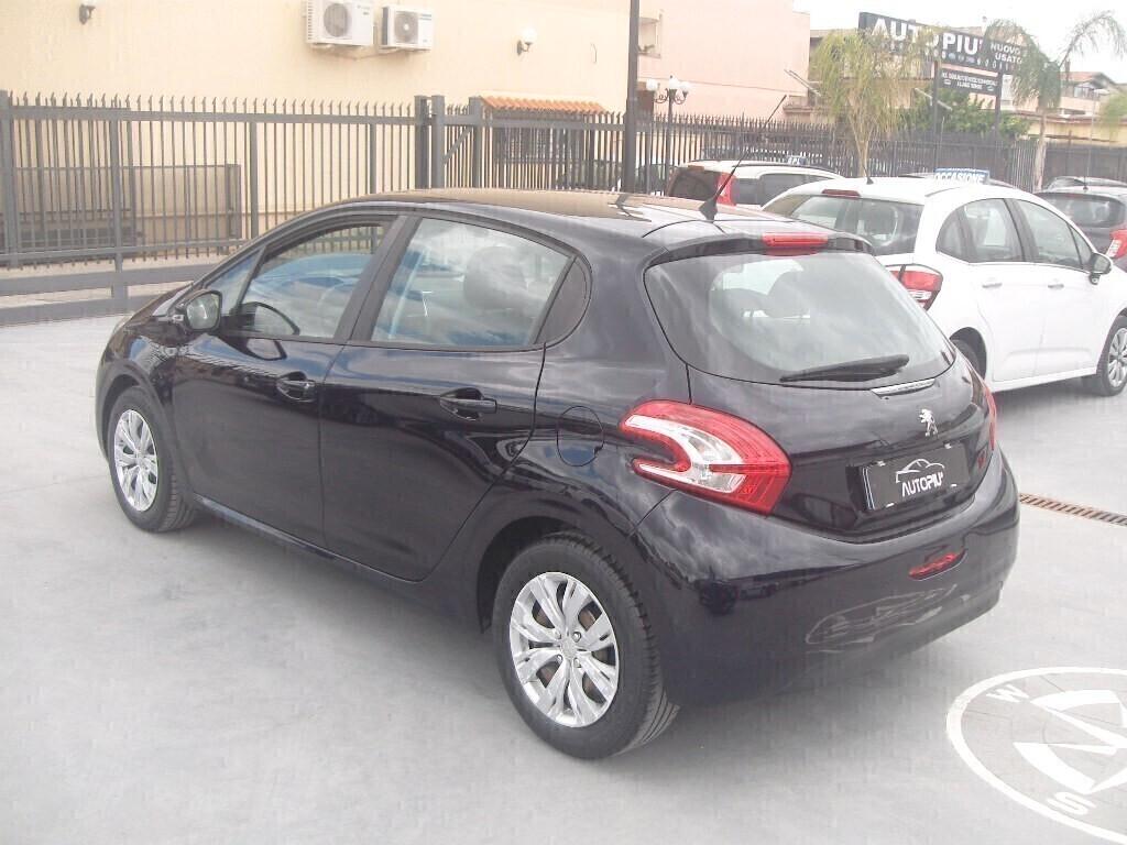 Peugeot 208 1.4 HDi 68 CV 5 porte - 2015