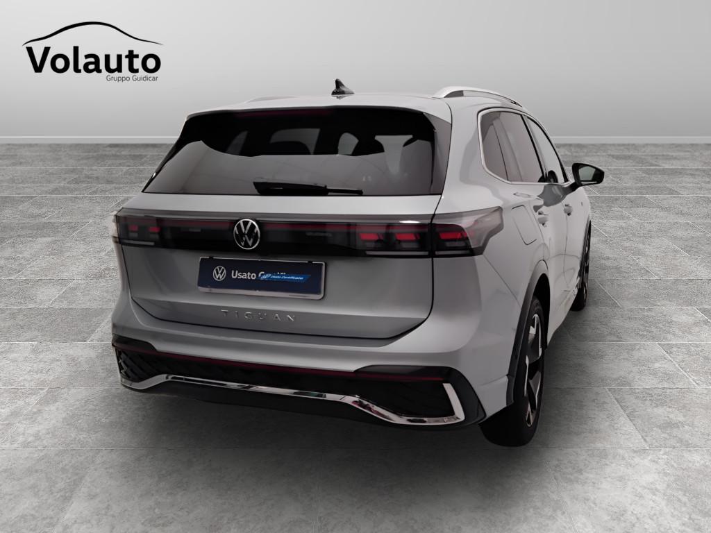 VOLKSWAGEN Tiguan III 2024 - Tiguan 2.0 tdi R-Line 150cv dsg