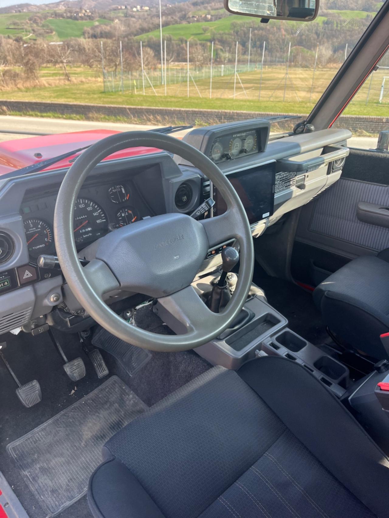 Toyota Land Cruiser II 2.4 turbodiesel SW LJ70 VX