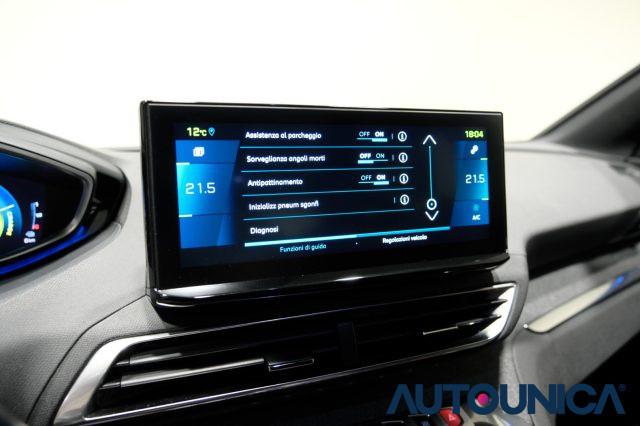 PEUGEOT 3008 HYBRID4 300 E-EAT8 ALLURE PACK