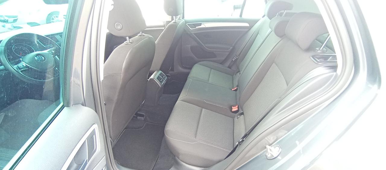 Volkswagen Golf 7.5 1.6 TDI 115 CV-Garanzia-Neopatentati