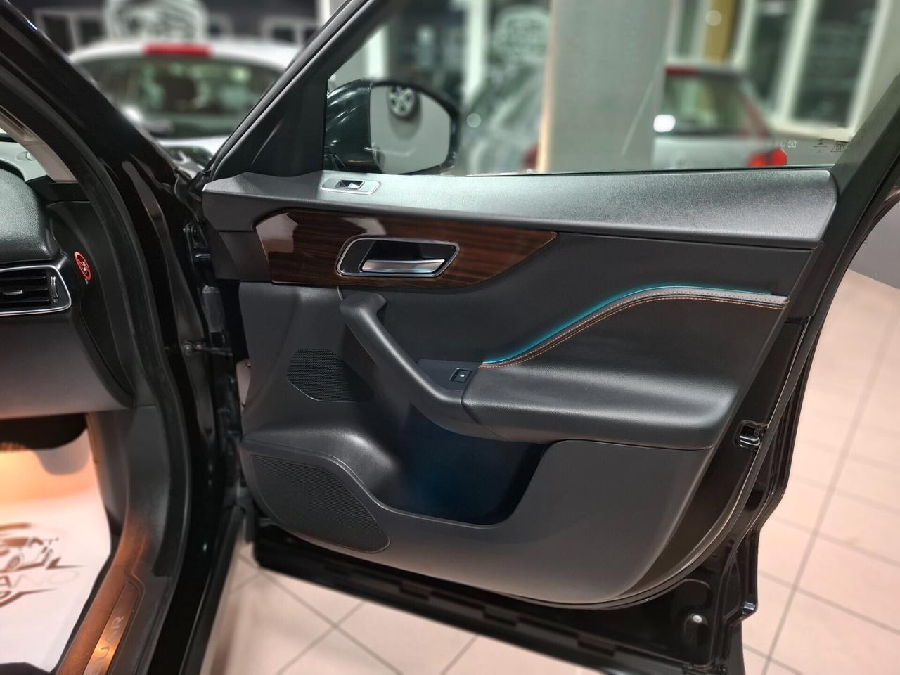 Jaguar F-Pace 2.0 D 180 CV euro 6