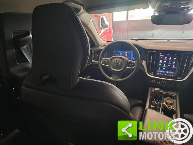 VOLVO V60 Cross Country 2.0 B4 D 211H 195 MHEV HYBRID PLUS AWD AUTOMATICA