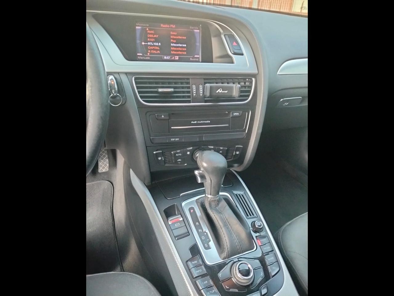 Audi A4 2.0 TDI multitronic 143cv