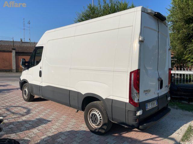 IVECO Daily 33S12V 2.3 HPT PM-TM Furgone