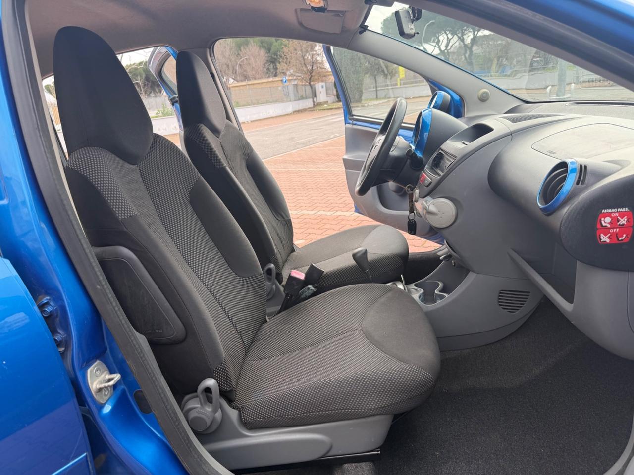 Toyota Aygo 1.0 5p Sol *Automatica