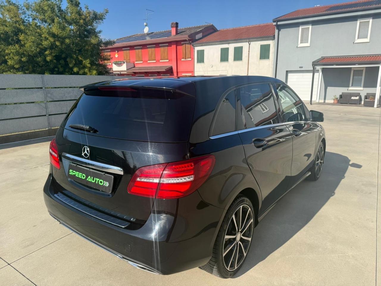 Mercedes-benz B 180 d Automatic Sport