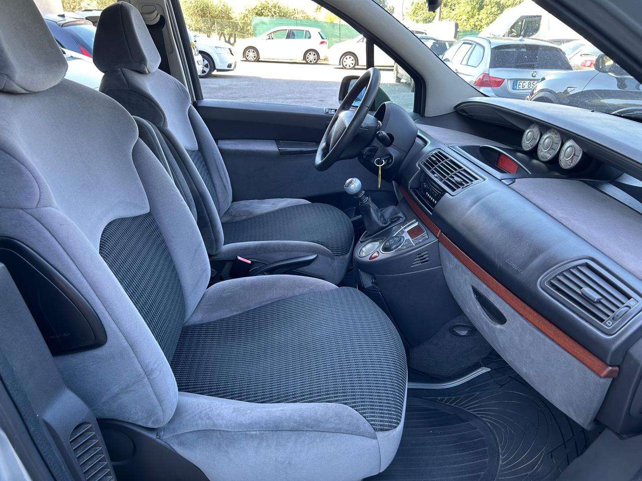 Citroen C8 2.2 HDi FAP 7 Posti